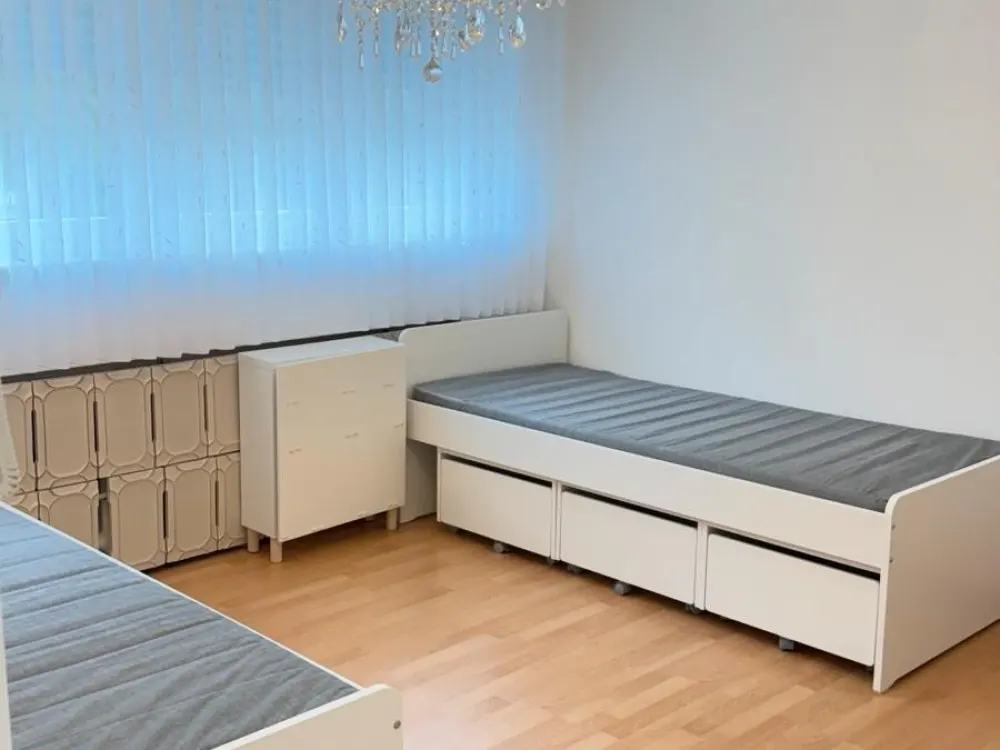 1 Room Shared Apartment with Kitchen and Bathroom