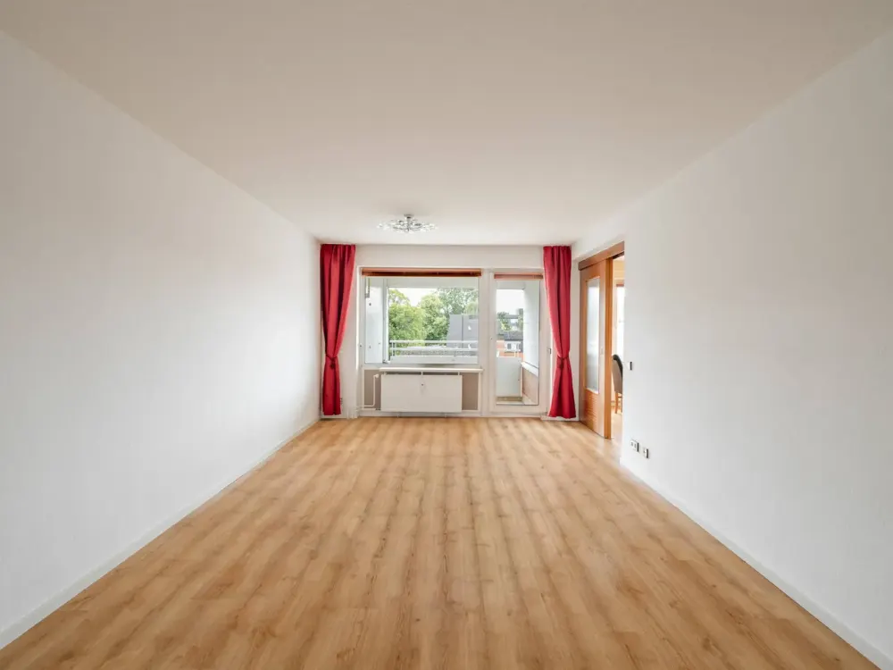Attraktive 2-Zimmer-Wohnung mit Loggia und Tiefgaragenstellplatz!