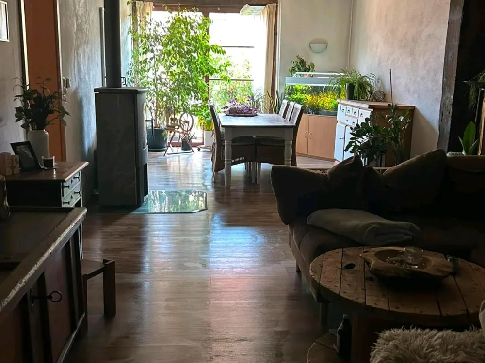 4 Zimmerwohnung im EG mit eigenem Garten