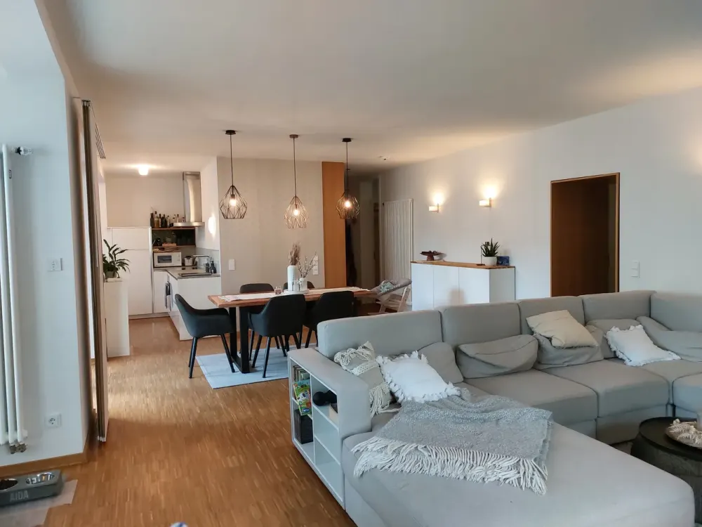 Traumwohnung in Traumlage! Top schicke 4-Zi.-Whg.-im EG mit 400 m² eig. Garten-Lehrhöfer Park in HU!