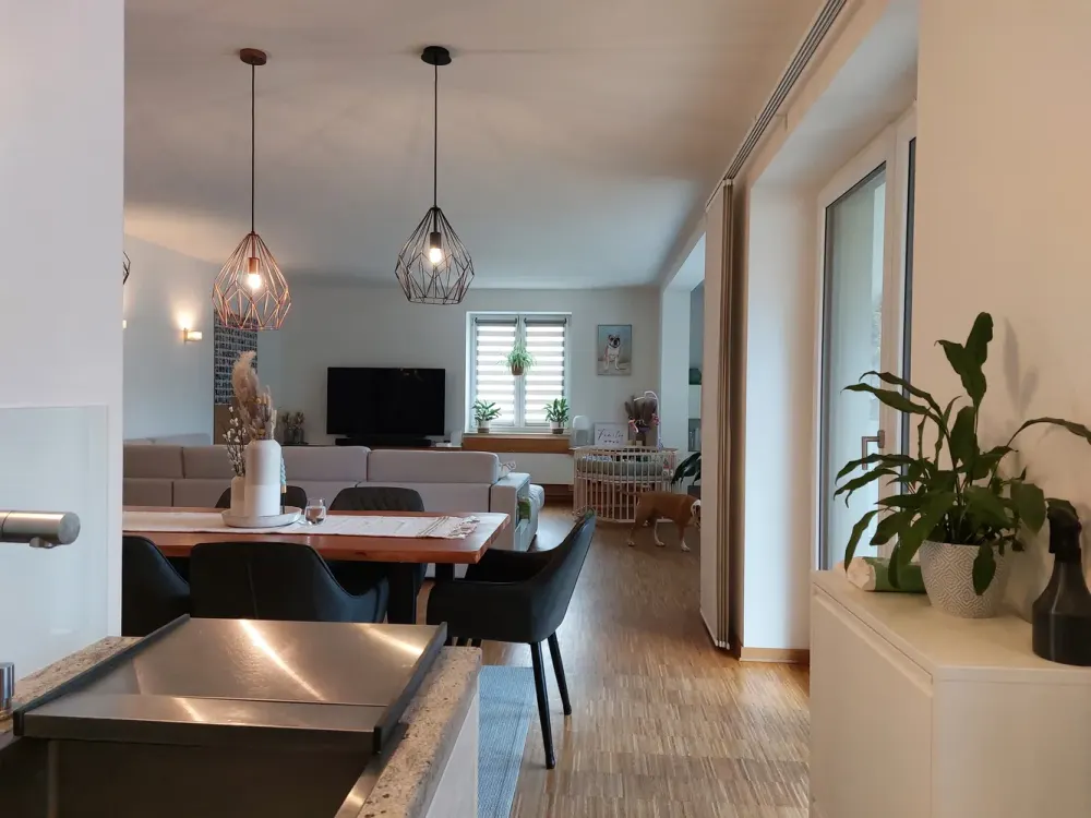 Traumwohnung in Traumlage! Top schicke 4-Zi.-Whg.-im EG mit 400 m² eig. Garten-Lehrhöfer Park in HU!
