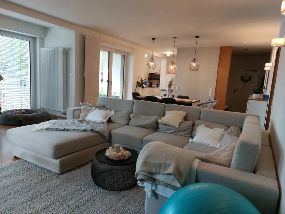 Traumwohnung in Traumlage! Top schicke 4-Zi.-Whg.-im EG mit 400 m² eig. Garten-Lehrhöfer Park in HU!