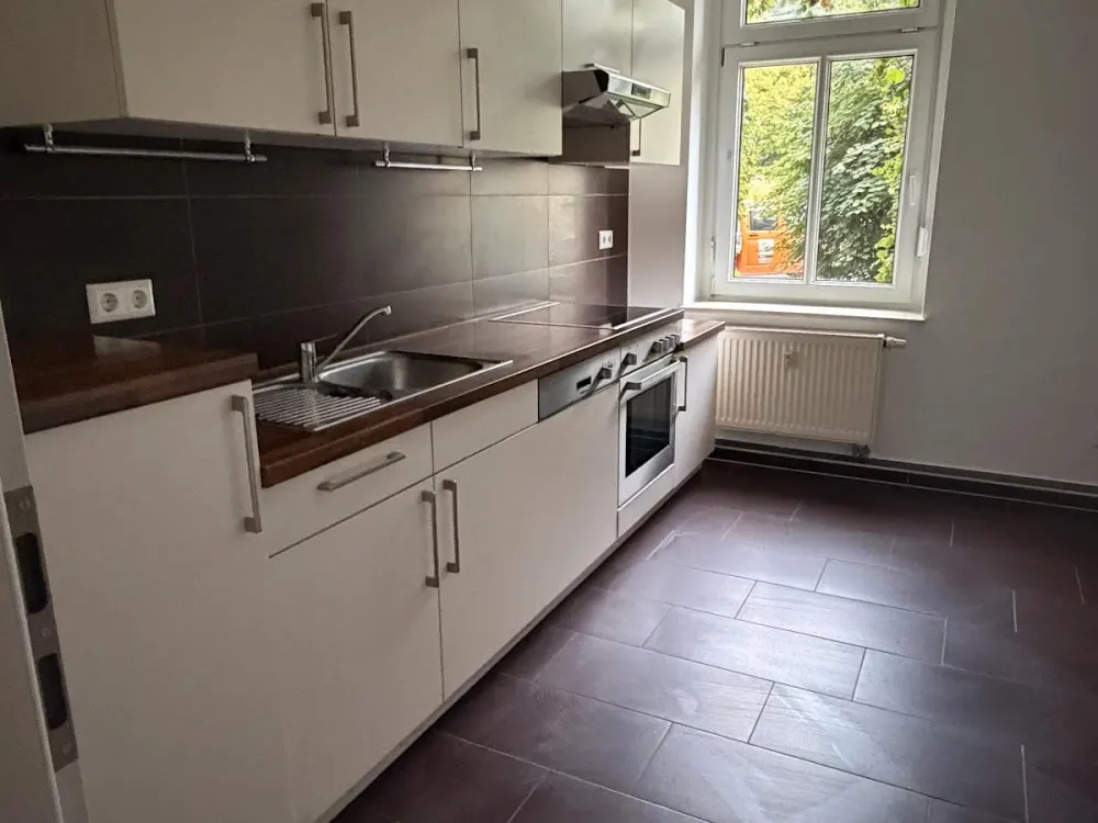 Frisch renovierte 4 Zimmer Wohnung mit Garten und EBK in Löbtau