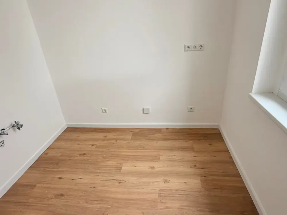 1 Zimmer im Erstbezug nach Sanierung